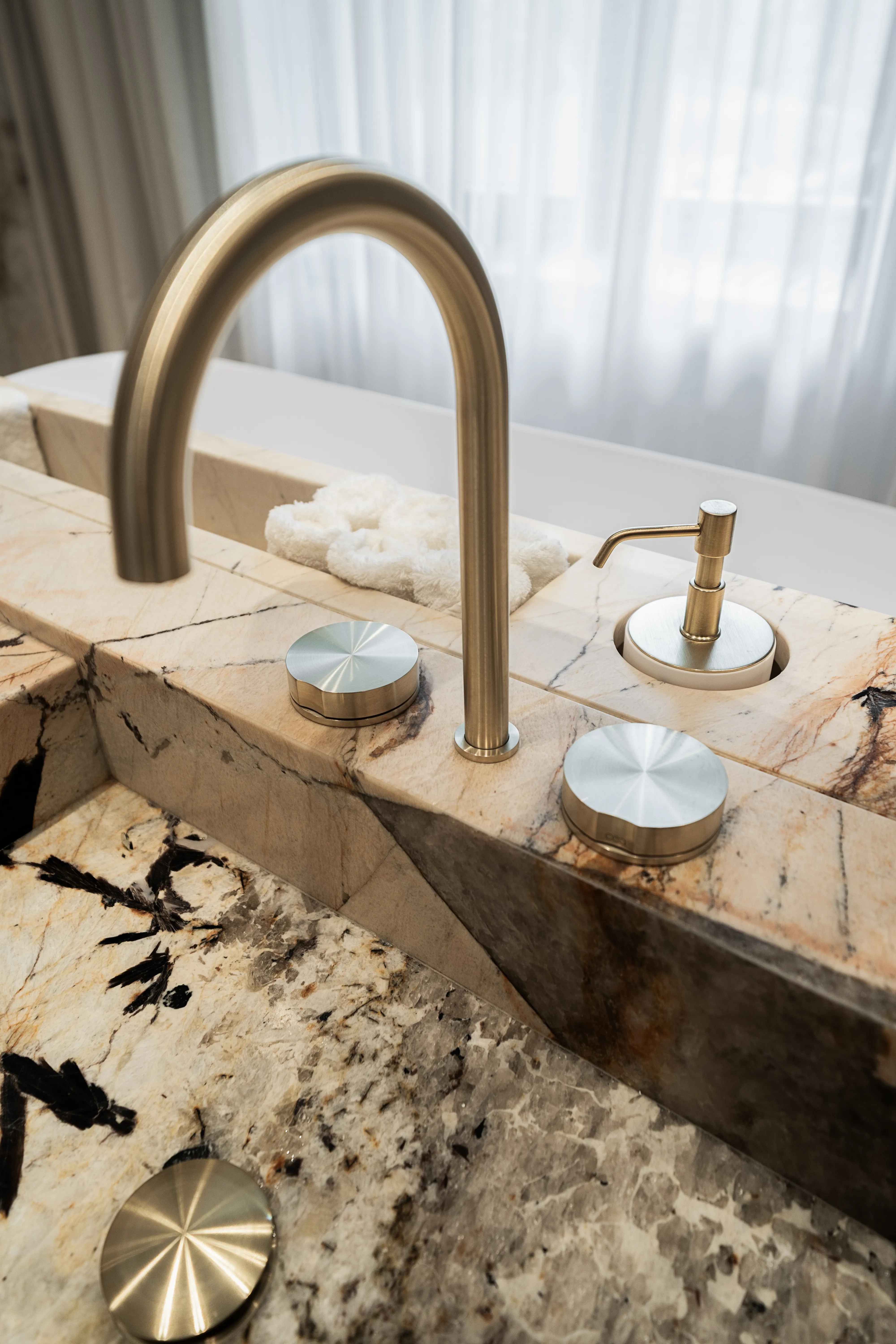 2071 | Дизайн интерьера загородного дома 700 м² в Подмосковье2071 | martda.ru