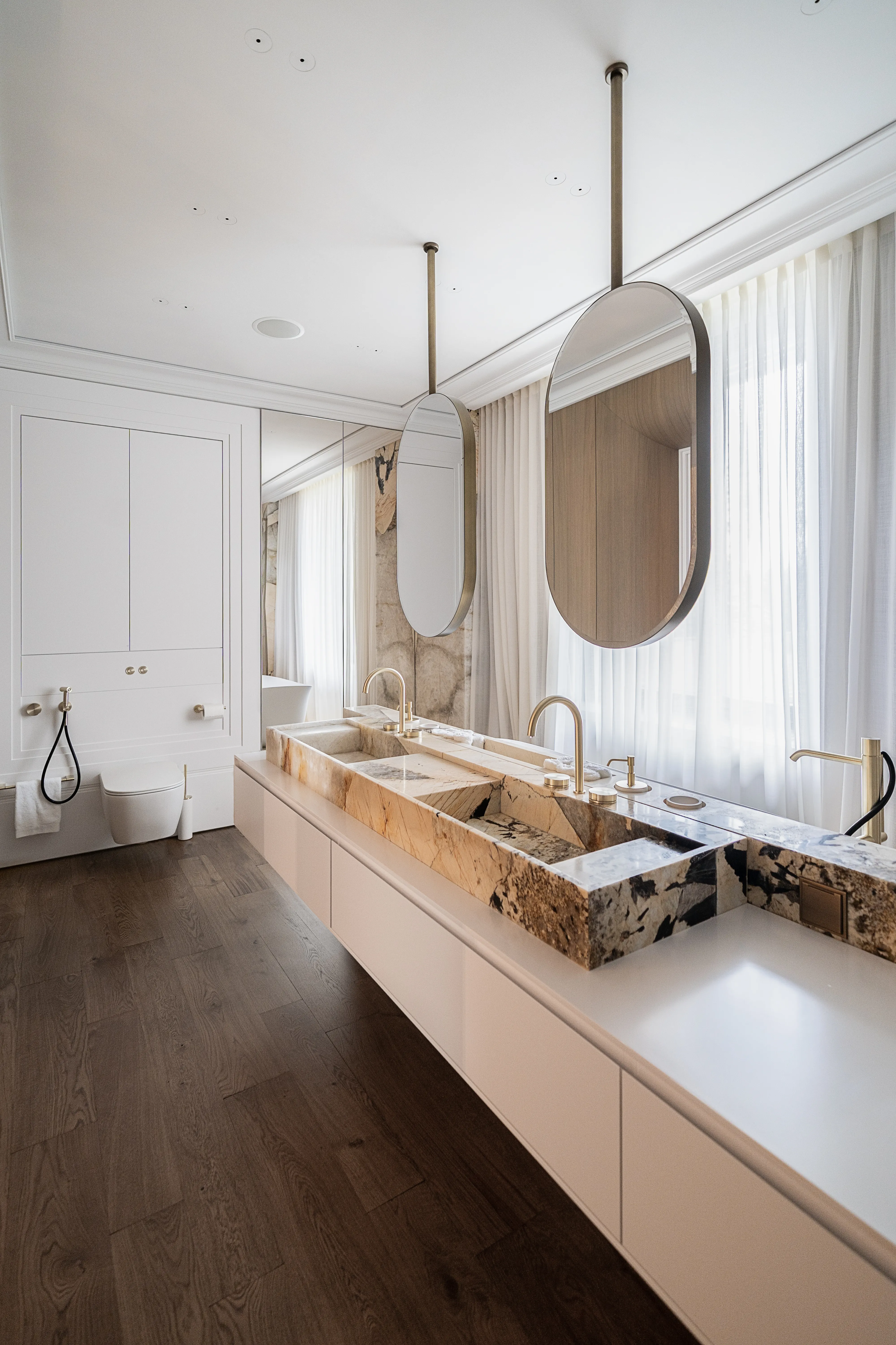 2071 | Дизайн интерьера загородного дома 700 м² в Подмосковье2071 | martda.ru